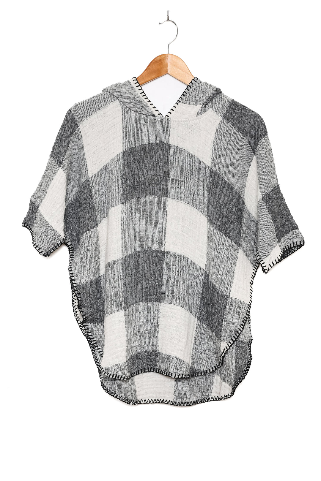 THE PEBBLE PLAID PONCHO