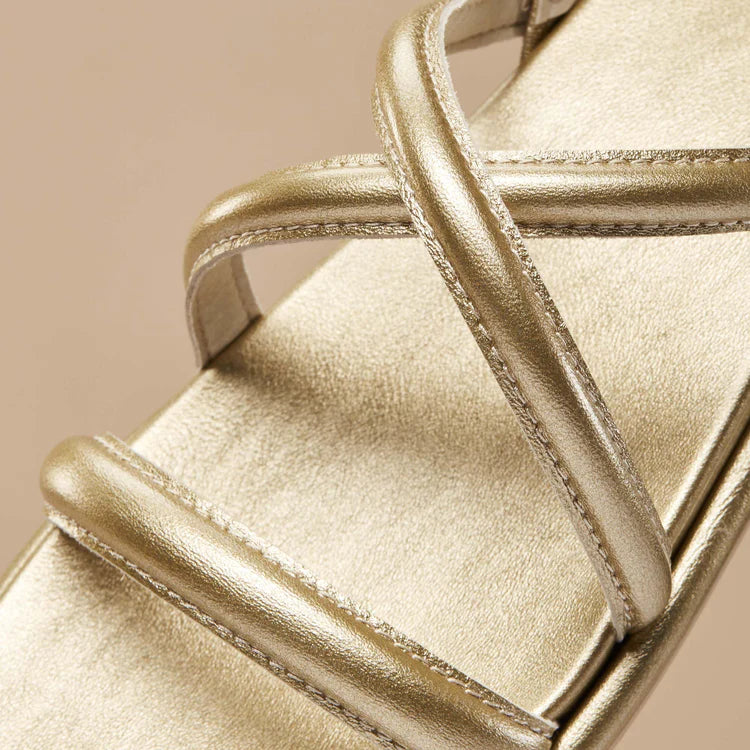 TIARE STRAPPY
