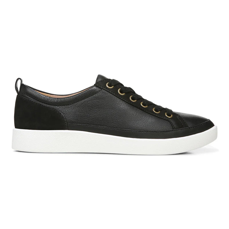 Winnie Sneaker